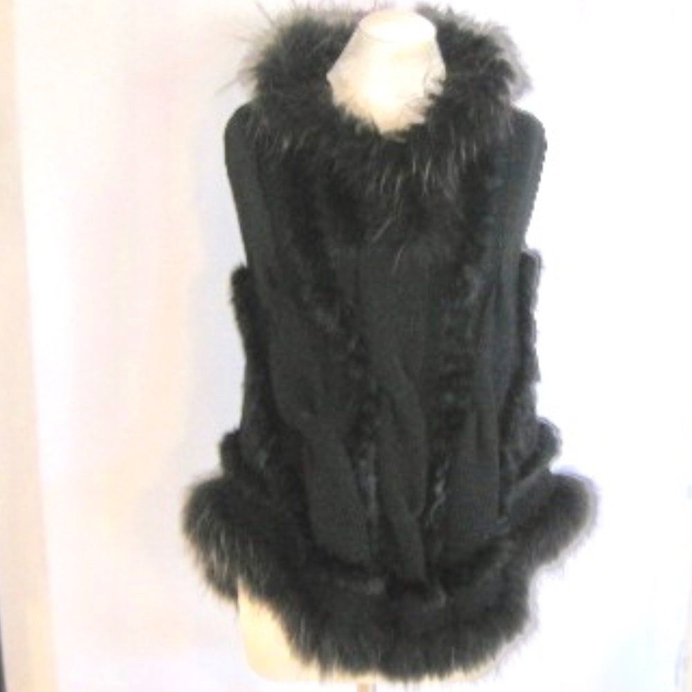 Hooded Cable Knit Poncho with Fur Detail